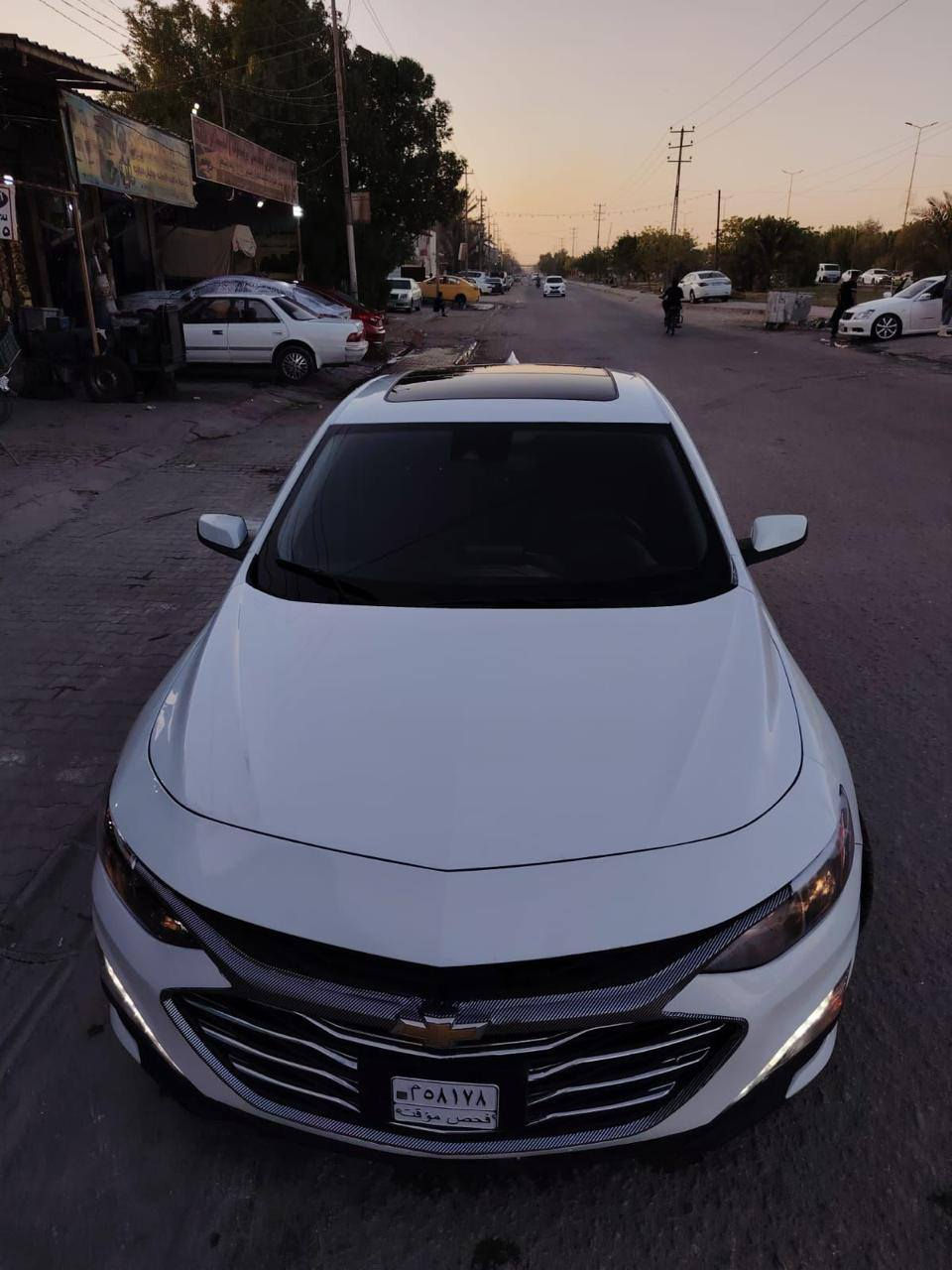 سلام عليكم
ماليبو 
موديل 2023
مواصفات 
1)بانوراما
2)شاشه ابل كار بلي وندرويد اتو 
3)كامره
4)حساسات
5)تبريد قطعتين
6)ويل رياضي 
7)تحكمات ستيرن
8بصمه تشغيل 
9)دخول ذكي بصمه ابواب
سياره فول مواصفات للاخير 
-----------------------------------
ضرر 
اربع قطع
-----------------------------------
كير ومكينه مكفولات
تبريد ثلج 
سياره ماعايزه شي نضيفه 
-----------------------------------
تترقم جميع محافظات 
-----------------------------------
سعر 94 وبيها مجال 
-----------------------------------
عنوان نجف الاشرف 
-----------------------------------
رقم هاتف 
***********
