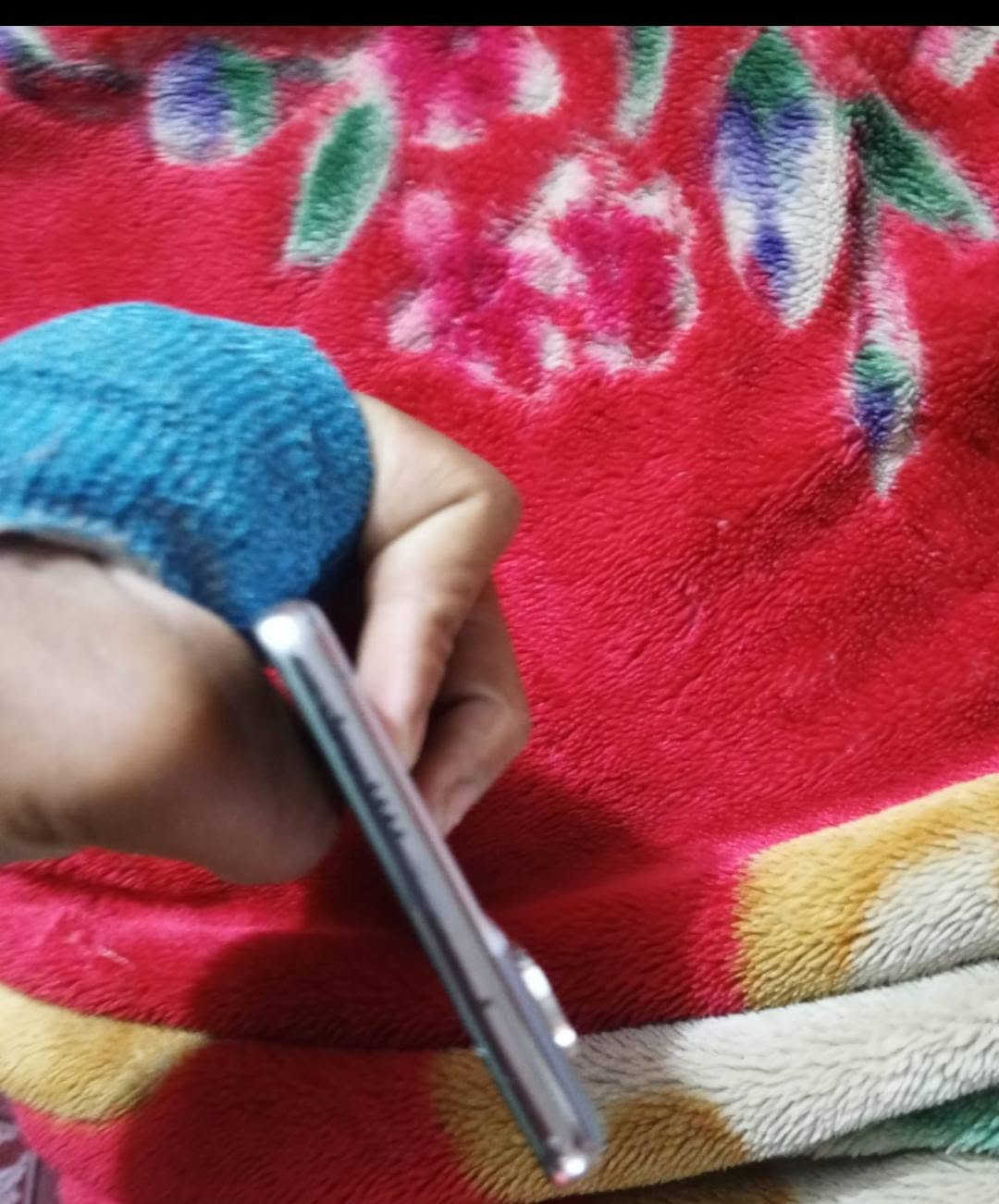 السلام عليكم ورحمة الله وبركاتة شباب وبنات مبايل تكنو كومان 40 العادي حبيبي الجهاز نضيف بي كسر بل شاشه. فوك مامبين رايده ب 185 وبي مجال مكان بابل الحمزه الغربي  رقم الهاتف  *********** ومتواجد واتساب
