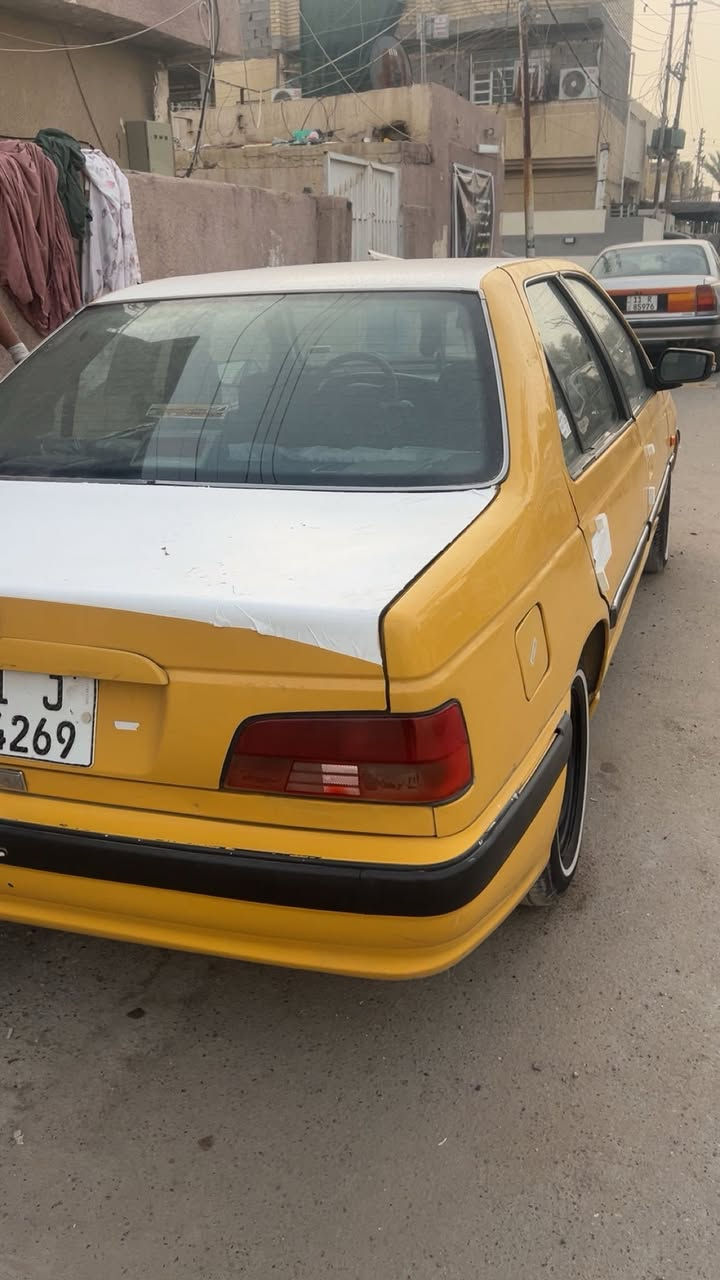 السلام عليكم اللبيع بيجو بارص موديل 2015السياره حلوه واحله من الصور السياره خير من الله  السعر 40وبيه مجال السفسار اكثر اتصل على الرقم ***********
