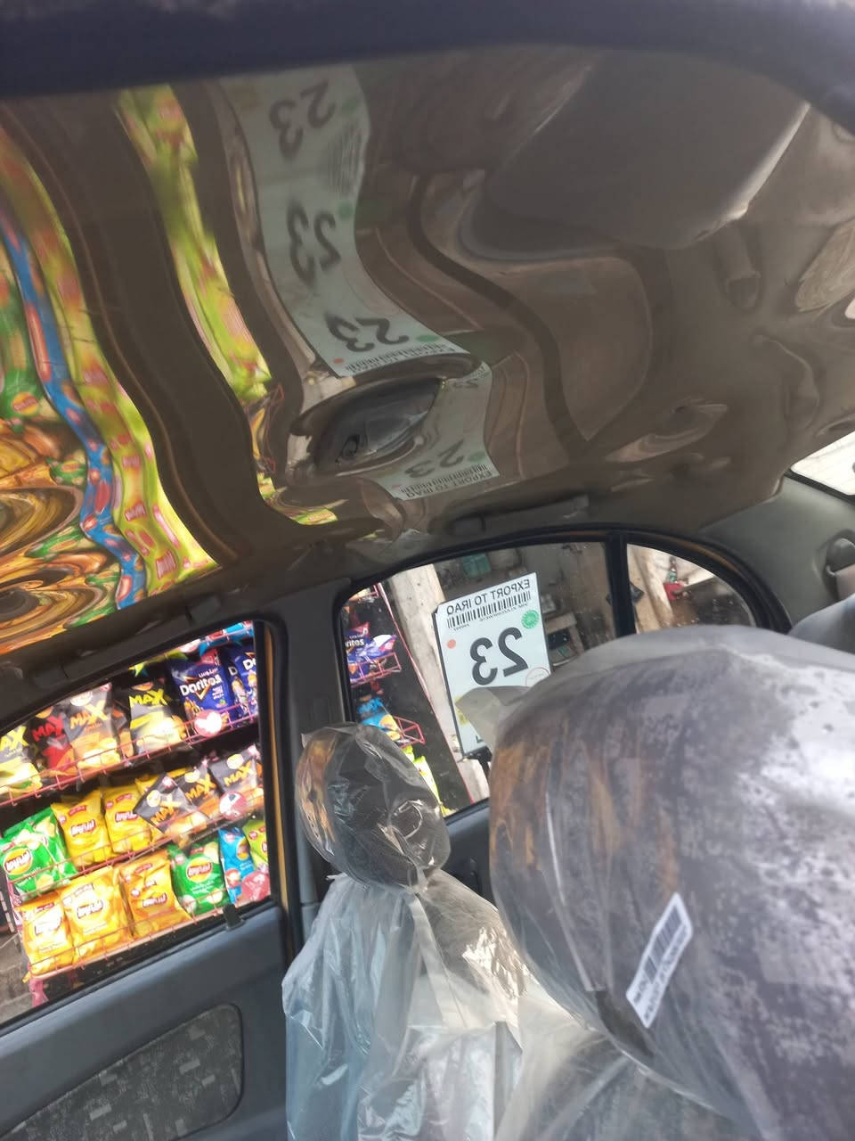 السلام عليكم سياره طيبه موديل ٢٠٠١٦ السياره جديده مال جناي شواصي شركه كيرمكينه تخم كهربائيات تبريد صدر كله جديد بيه بس جاملغ خلفي بي باردومصبوغ مكان السياره بغدادمدينة الحريه رقم الهاتف *********** السعر٣٧ وبي مجال بسيط
