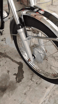 سلام عليكم البيع موديل 23صلي شلامجه وراقهه كامله كفاله عامه كهربائيّ شغاله شرط الفحص مامفتوحه سعر 900وبيهه مجال بصيط خاص مفتوح الو تصال على الرقم ***********مكاني شطره دراجه جاهزه
