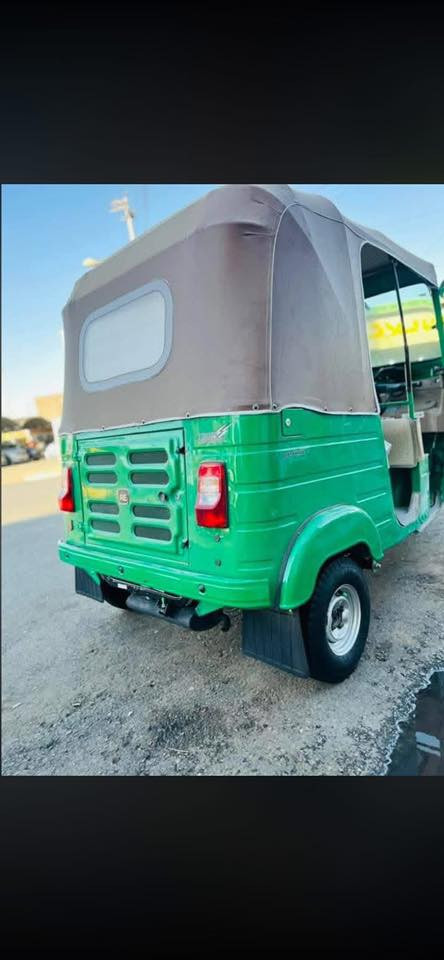 سلام عليكم شباب تكتك موديل عشرين شهر11 رقم سنوياه كفاله عامه معمره بس دوسات مكاني بغداد سعرها 5250 مستعجل على بيعتها عندي مريض ***********
