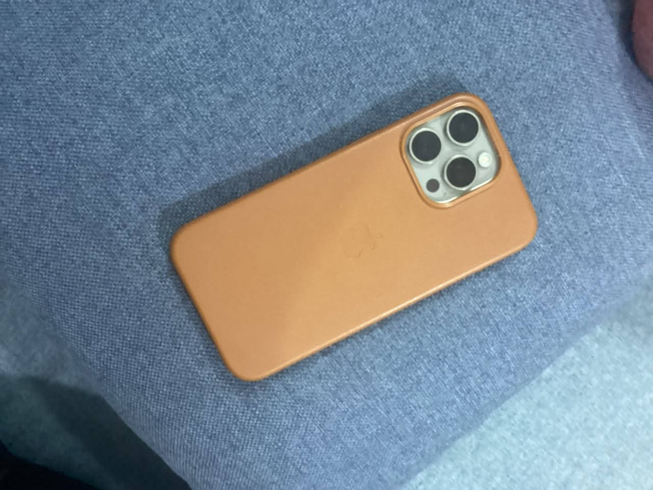 15 برو ماكس
دبل شريحه مو تك دبل
بطاريه 86
سعر 950 بي مجال بسيط 
***********
النجف حي الغري
بي فطر بسيط مثل ماموضح الجهاز وتر كفاله
