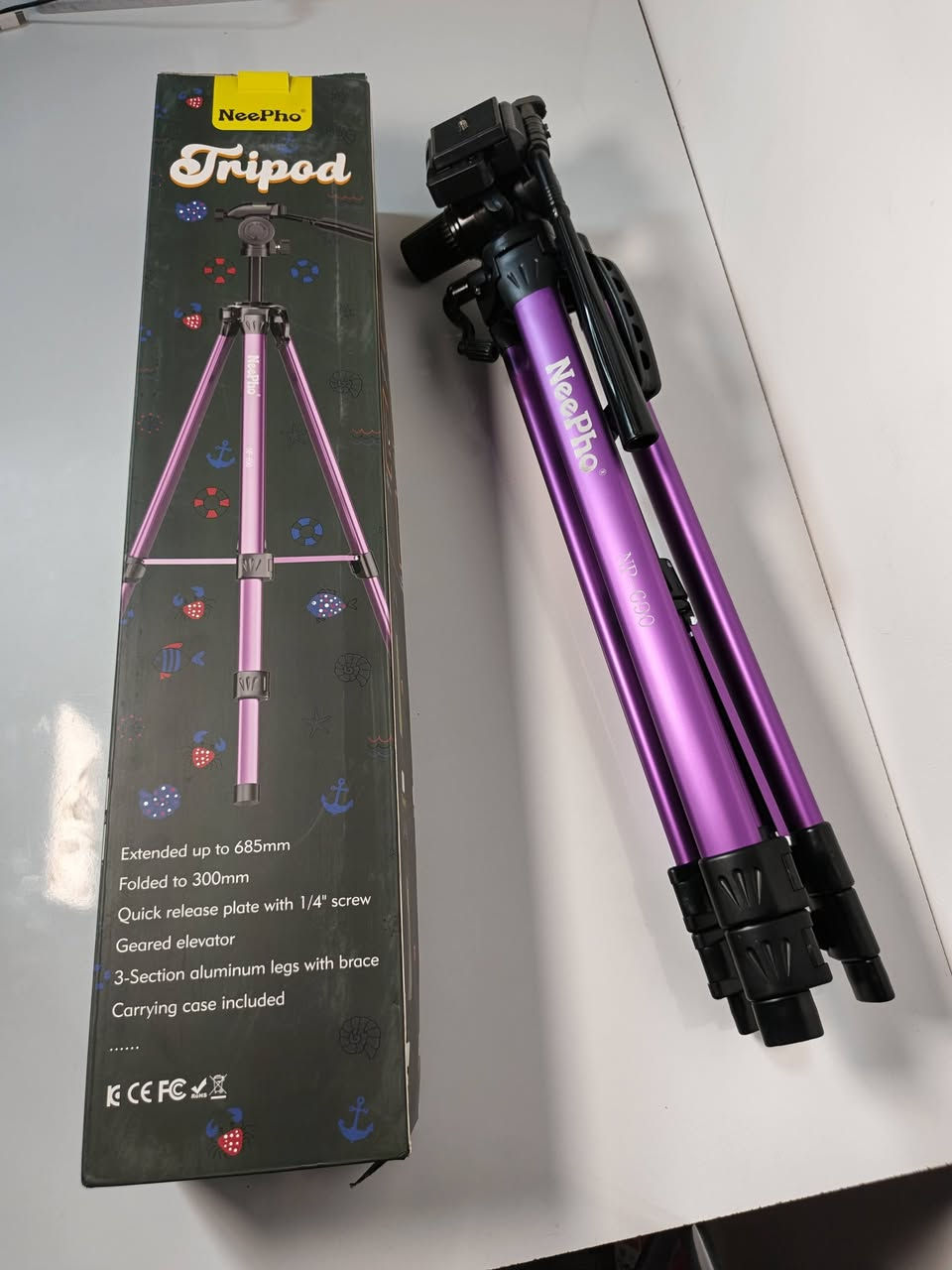 حامل NeePho الثلاثي (موديل طويل):

المواصفات:
• أقصى ارتفاع: 1700 سم
• الارتفاع عند الطي: 620 سم
• الوزن: 1.43 كغم (خفيف وقوي)
• نظام رفع: رافعة تروس (Geared elevator)
• الأرجل: ألومنيوم 3 أقسام مع دعائم (brace)
• لوحة التثبيت: Quick release plate ببرغي 1/4 بوصة
• الملحقات: حقيبة حمل + مثبت موبايل 

متوفر.. للاستفسار والطلب راسلني ✅ واتساب ***********
لمعرفة السعر علقة بكلمة (موكوم) 👌

#حامل_كاميرا #NeePho #تصوير_احترافي #معدات_تصوير #عراقي
