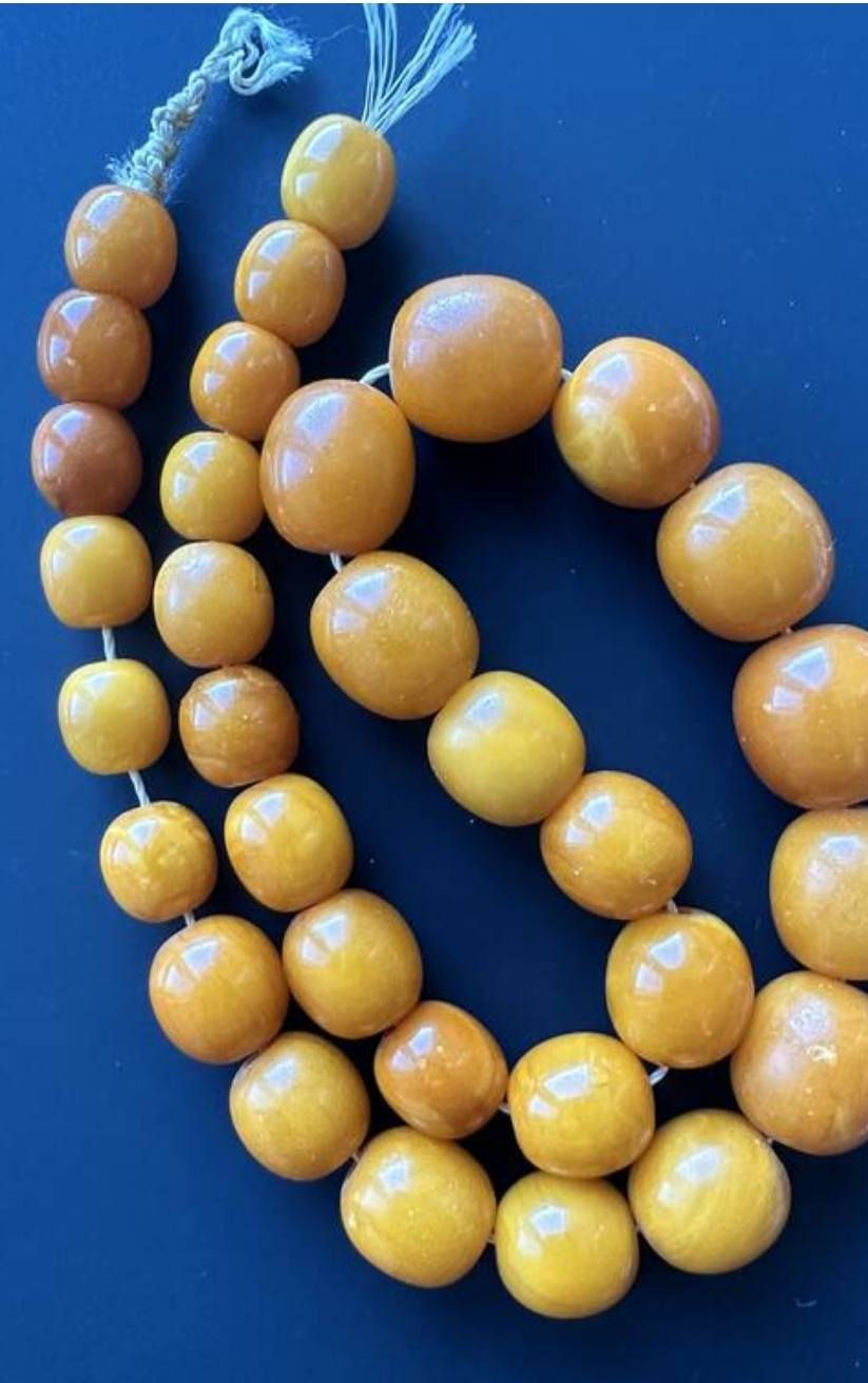 خرز كهرماني عتيق فاخر بسعر 3500 دولار شامل التوصيل، لعشاق التحف.
Elite antique amber beads $3500 price with delivery


**إذا كنت صاحب هذا الإعلان وتريد حذفه لأي سبب، رجاءا أرسل رسالة إلى الدعم الفني**