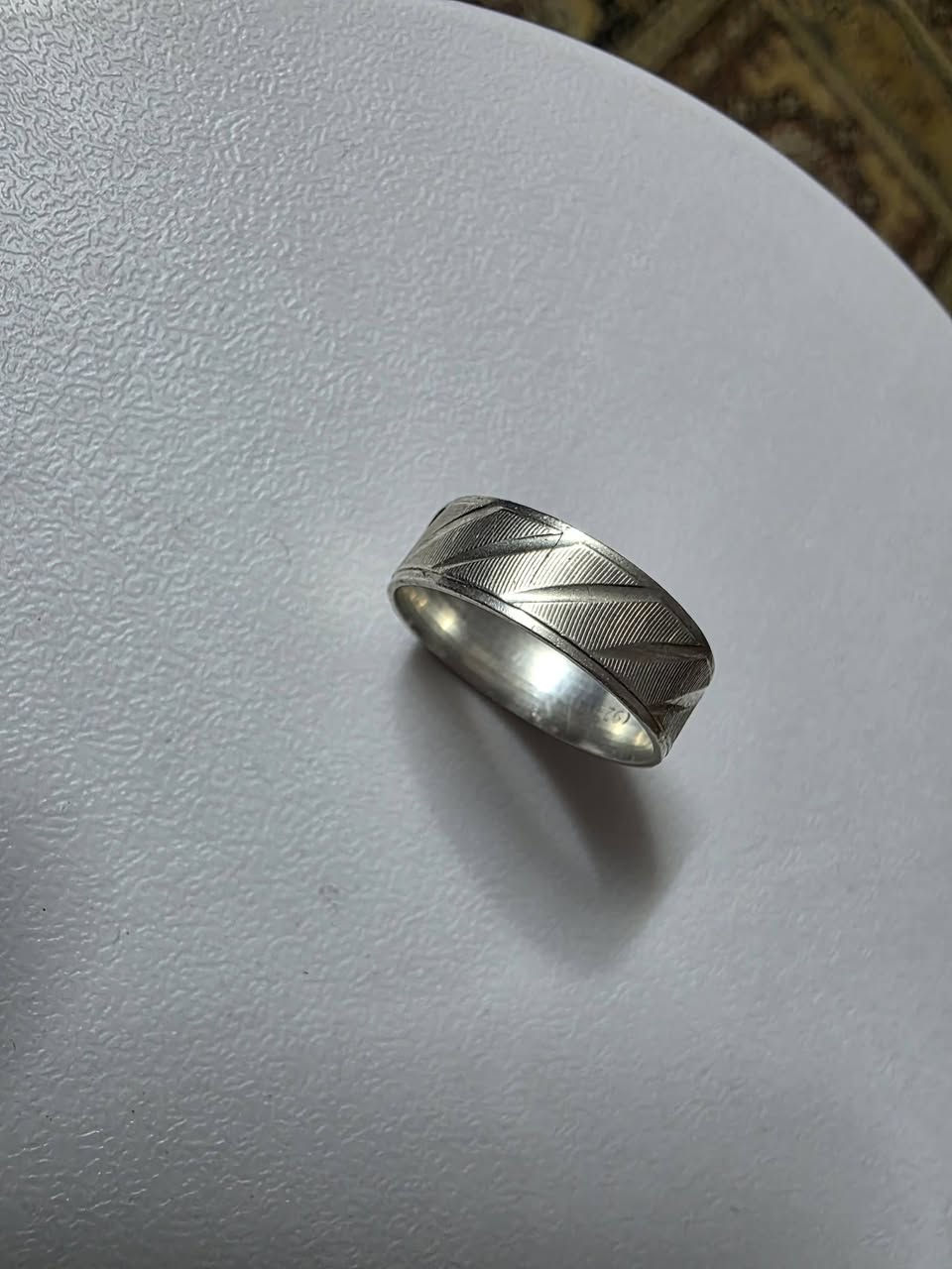 حلقه فضه حلوه حجم ١٩  سعرها ٢٠ الف قفل  (وزنها ٤ غرامات ابيع قطعه مو على الوزن ) مكاني بغداد مدينه الصدر


**إذا كنت صاحب هذا الإعلان وتريد حذفه لأي سبب، رجاءا أرسل رسالة إلى الدعم الفني**