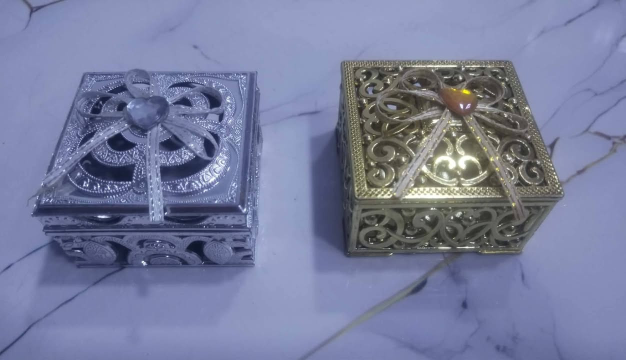 توزيعات منوعه احجمام مختلفة سعر القطعة ب ٢٥٠ دينار ب ربع متوفر ٣٠٠ قطعه وسعر ابلاش


**إذا كنت صاحب هذا الإعلان وتريد حذفه لأي سبب، رجاءا أرسل رسالة إلى الدعم الفني**