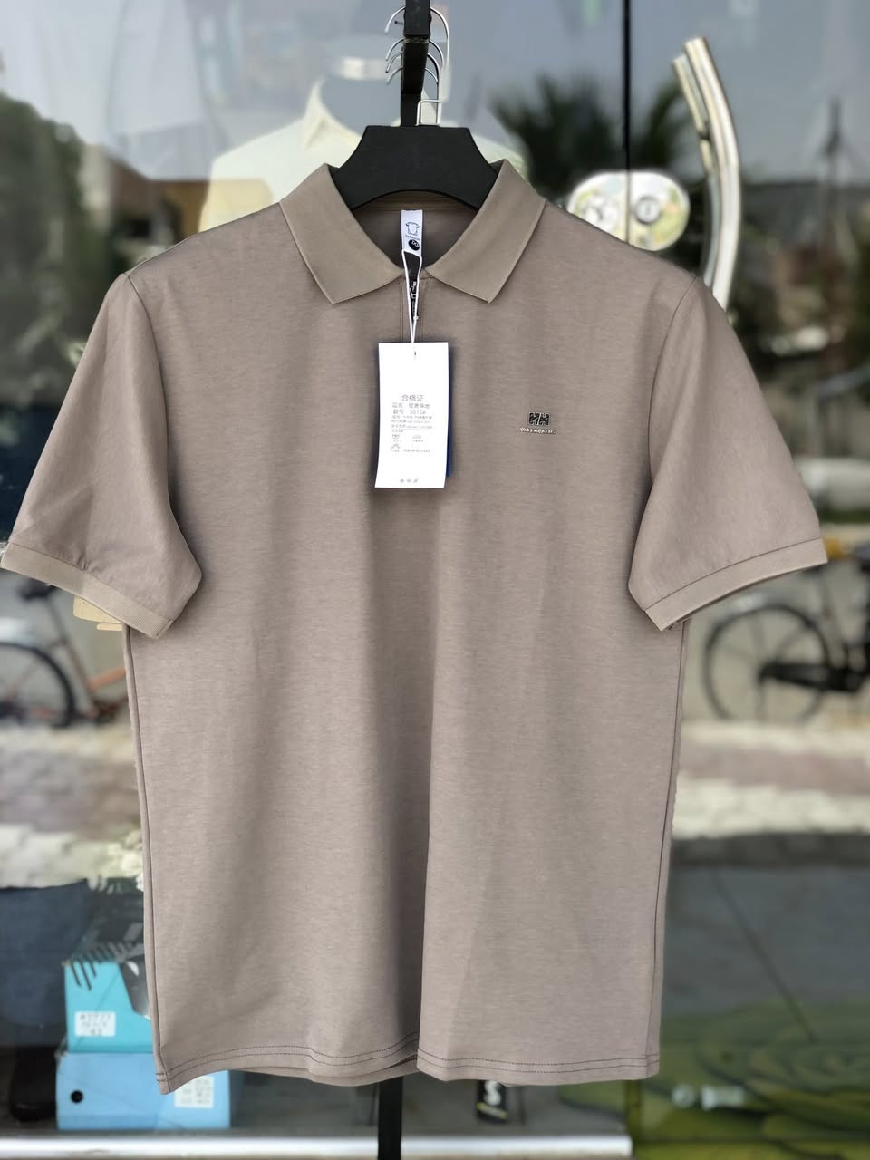 ارقى الخامات واحدث الموديلات 🥇

تيشرت ياخة نص سحاب حجري☑️

خامة وقالب قطن ١٠٠٪؜ 

قياسات 2xl 3xl 4xl 5xl قالب سلم فت 🫡

متوفر ب ٤ الوان 🎨

زورونا شهربان /السايدين (شارع دبي)-ازياء سكاي لاين 

متوفر توصيل 🚚 

#ازياءسكايلاين #ملابسرجاليه #ازياء #ديالى #شهربان #موضة


**إذا كنت صاحب هذا الإعلان وتريد حذفه لأي سبب، رجاءا أرسل رسالة إلى الدعم الفني**