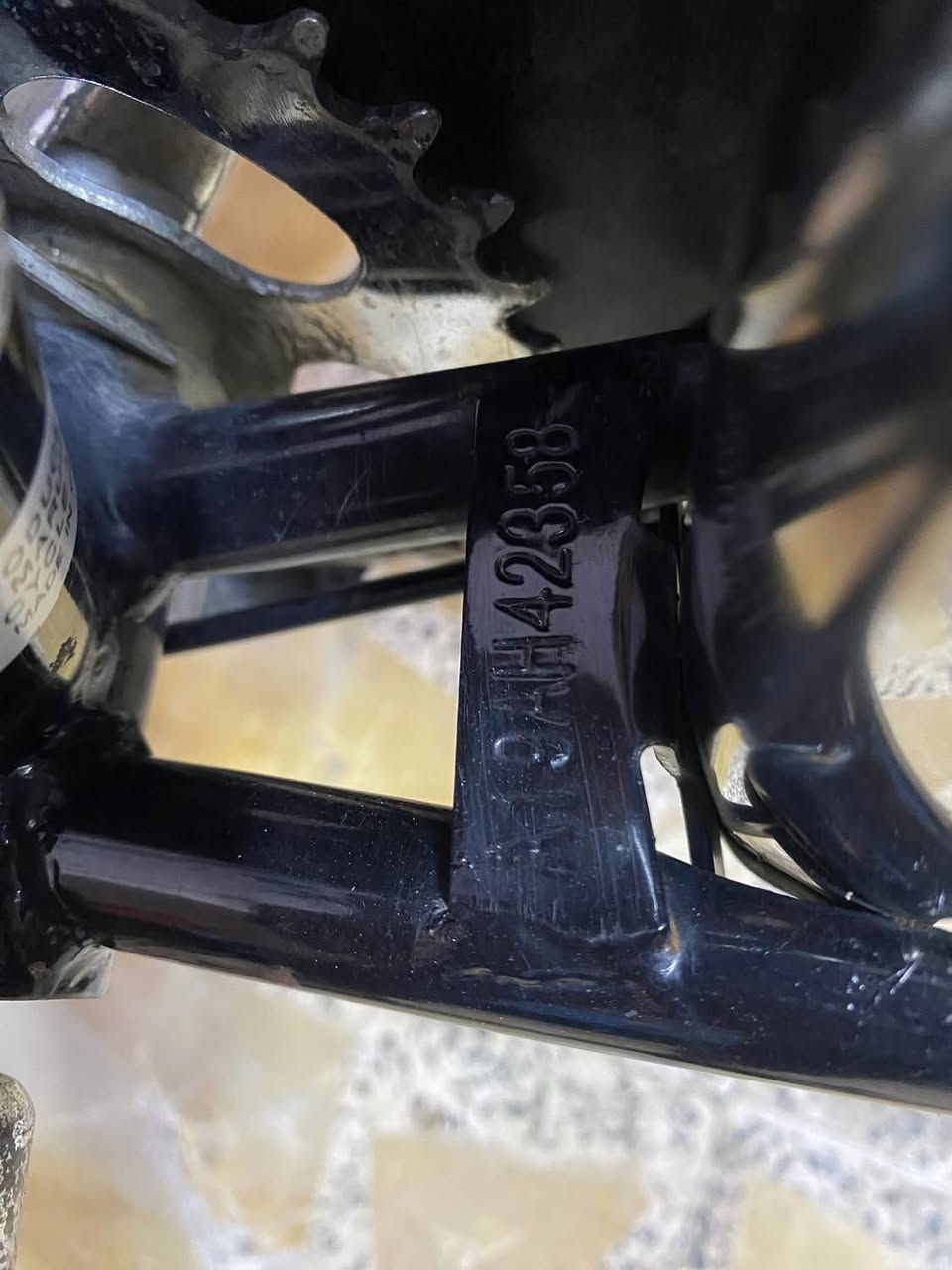 السلام عليكم
بايسكل للبيع حجم 27 لون اسود بايسكل النظيف جداً سعر 70 وبي مجال حك الجيه للبيع او مراوس بناتي 
مكاني بغداد رقم تلفون واتساب ***********
