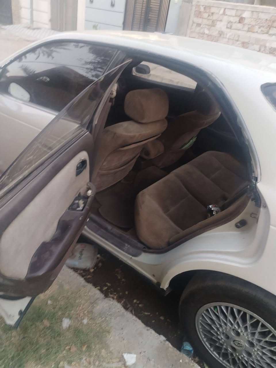 مارك رقم بغداد هزه هاذه شهر سويته محرك كير كفاله بيهه كصه صندوك تبريد كلشي بيهه شغال ٣٥ بيهه مجال مكانه بغداد غاليه ***********
