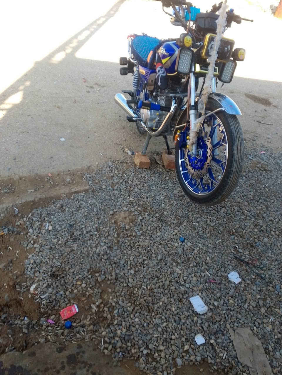 سلام عليكم دراجه نام برو للبيع محرڪ 200cc
دراجه مكفوله من كلشي شغل واطلع السعر 775
وبيه مجال حك الجيه مكاني ديالئ منصوريه الجبل
اتصل وادلل ***********
