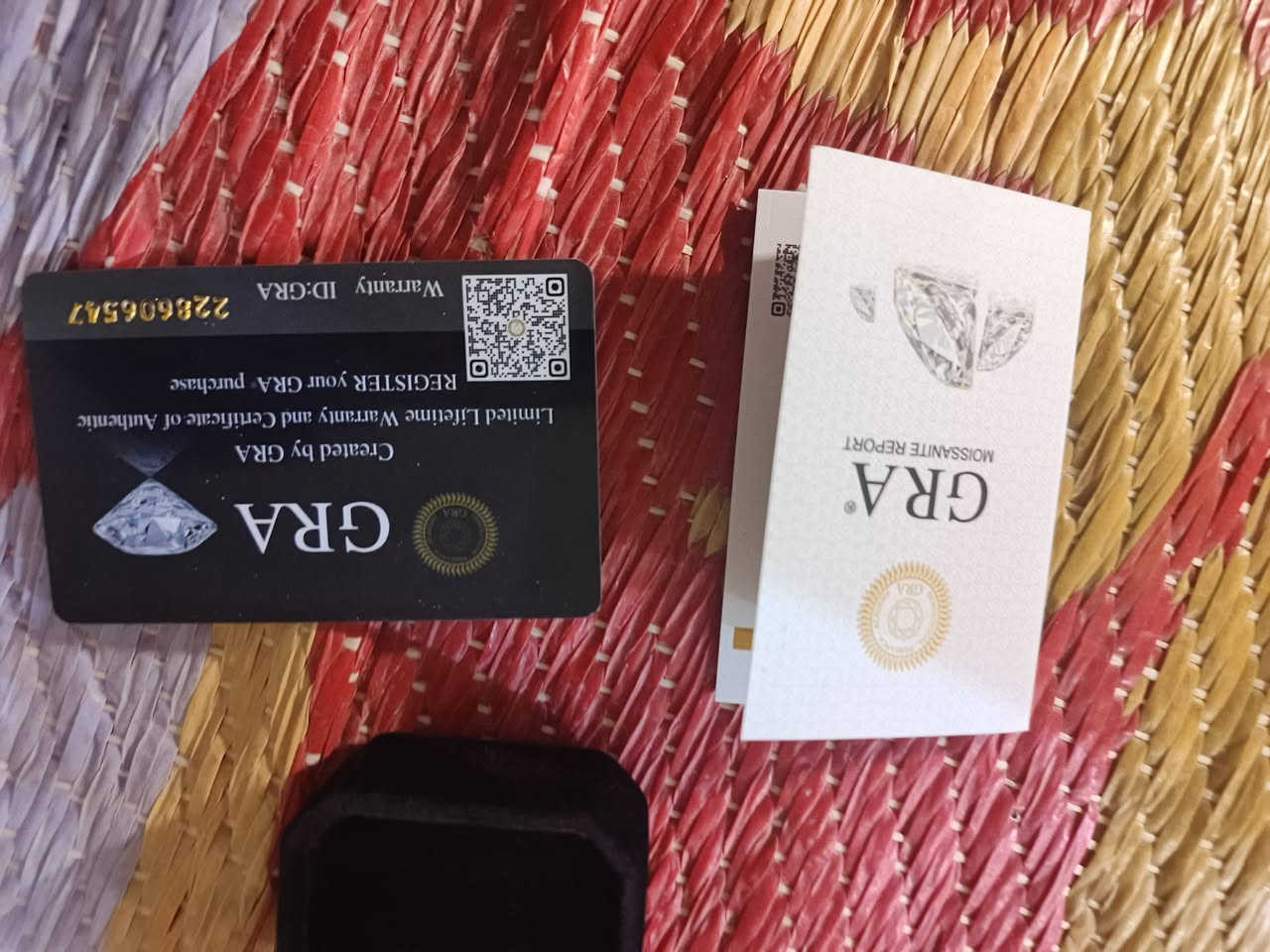 السلام عليكم طلعت لي في الامازون dhL هاي القطعه مادري الاماس حته مختومه بيه كارت
ابيع اعله سعر


**إذا كنت صاحب هذا الإعلان وتريد حذفه لأي سبب، رجاءا أرسل رسالة إلى الدعم الفني**