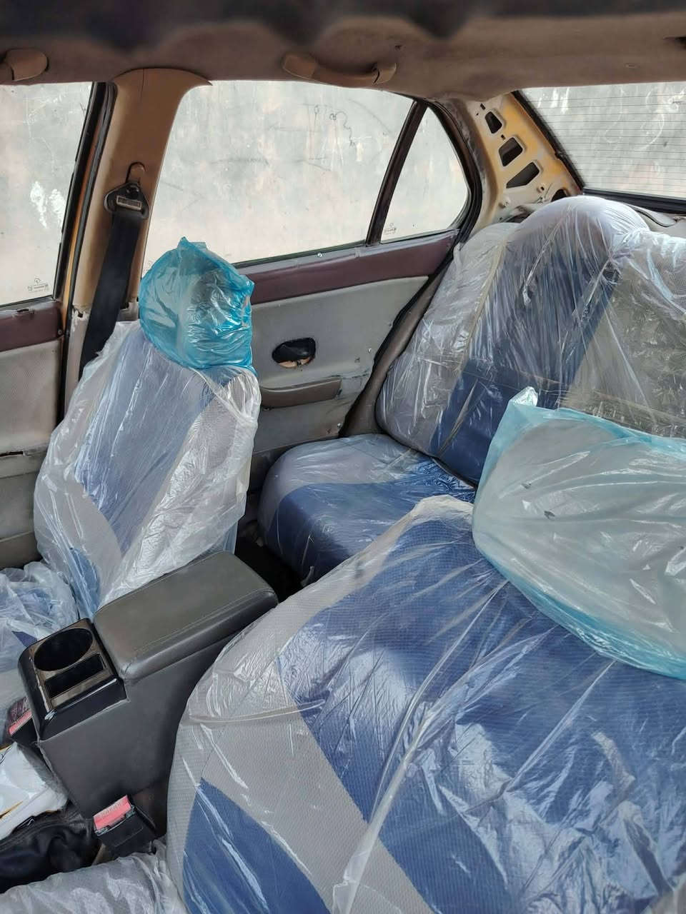 للبيع سمند 2011 بابل الانكليزي السياره مصفره هيئه وغرامات سياره جاهزه من كل شيء كير ومكينه كفاله المكان بابل الاتصال على الرقم ***********
