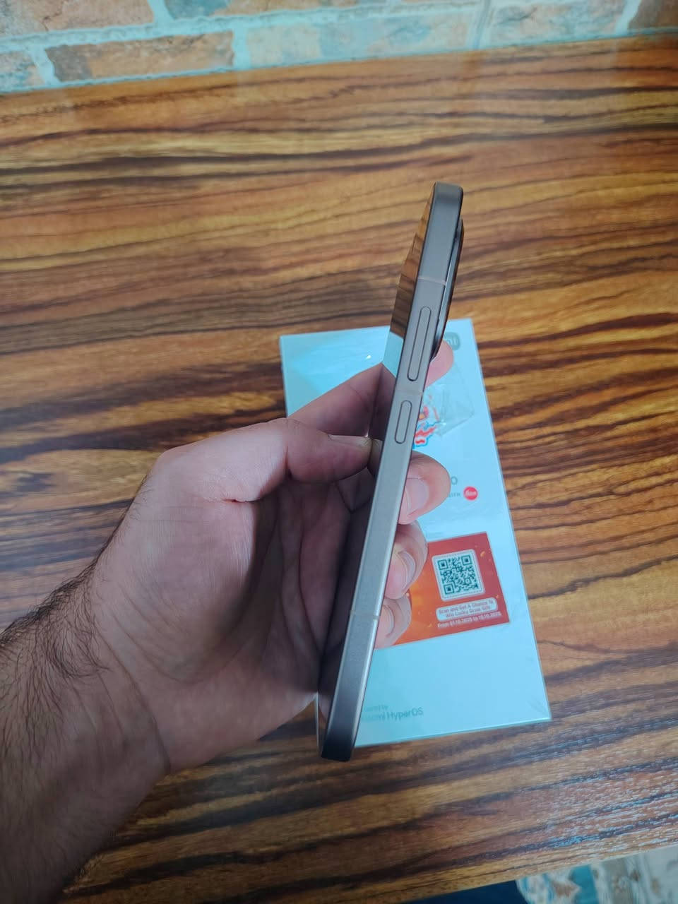 السلام عليكم.. شاومي 15 تي برو كامل المحلقات  .. مستخدم قليل ومكفول من كلشي السعر 700 الف قفل مكاني بغداد ***********
