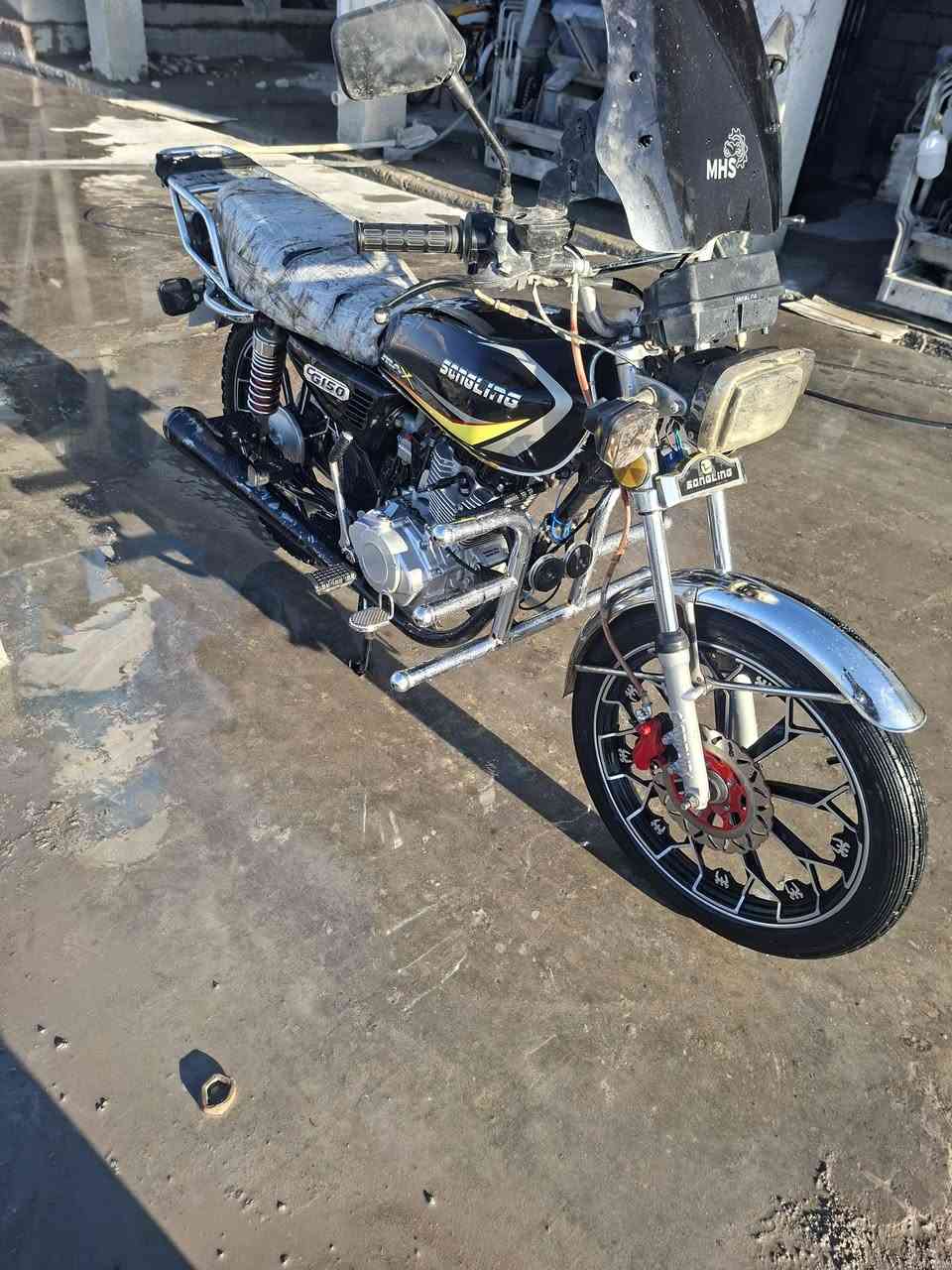 سيفان موديل 24 دراجه مكفوله 
سعر 600
***********
