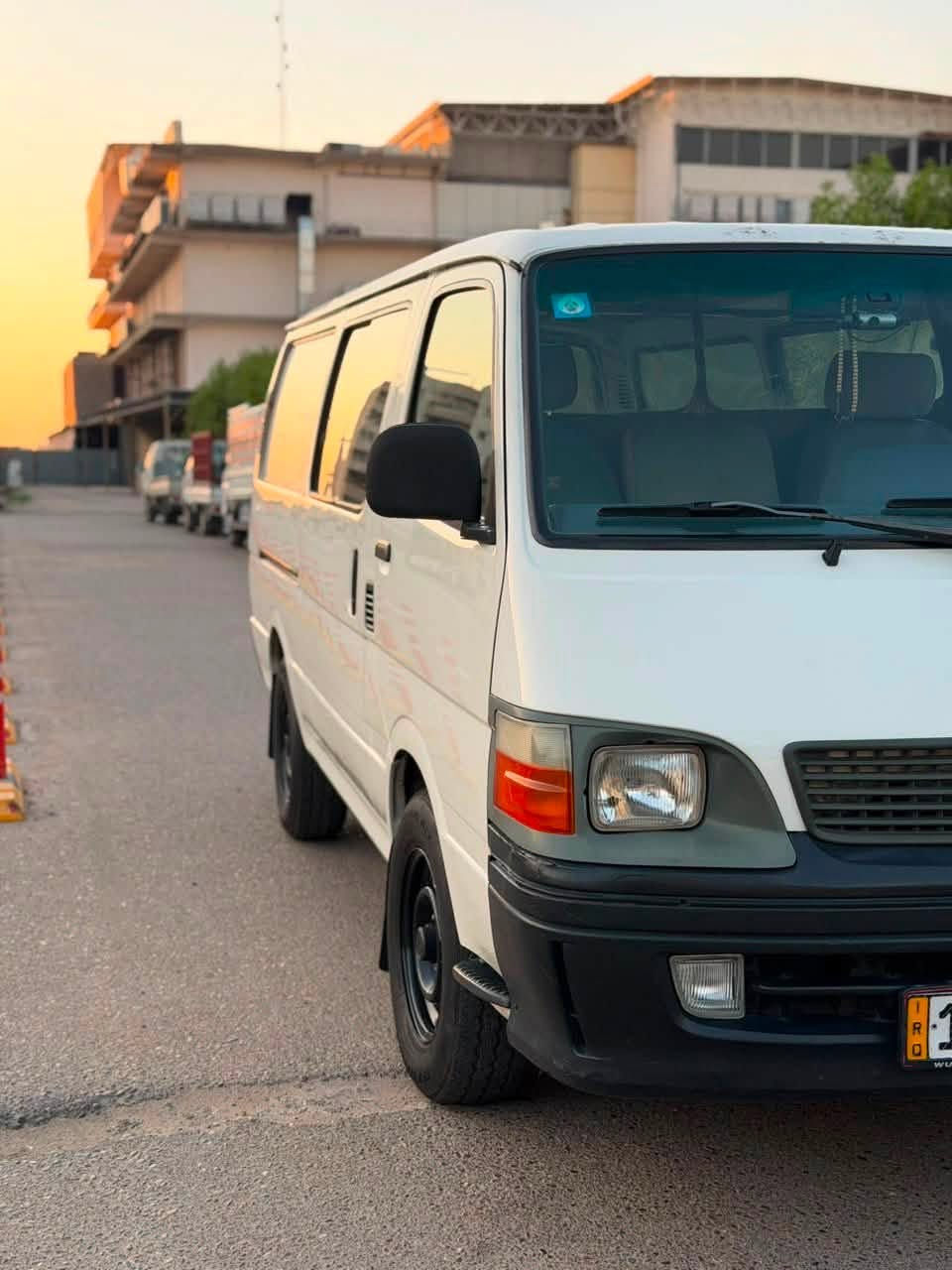 السلام عليكم
هايسة ڤان موديل 2001 يسرى بلادي 

باسمي مكينة بيهة تنقيص بسيط كلش 

تبريد شغال السيارة مصبوغة درجة اولى حزام 

صدر امامي خلفي جديد 

تخم تاير جديد 

السعر 85 $ 

مكان السيارة بغداد  ***********

