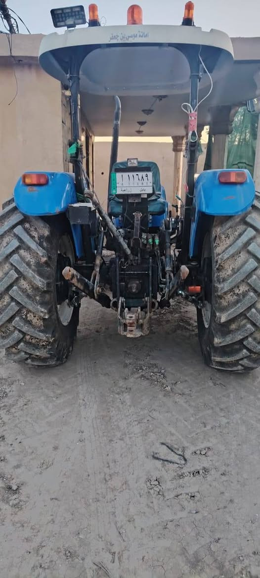 مكاين نيوهولند حجم 80 / للبيع فقط 
موديل 2014
موقع المكينه بابل جبله زبيدي 
***********
