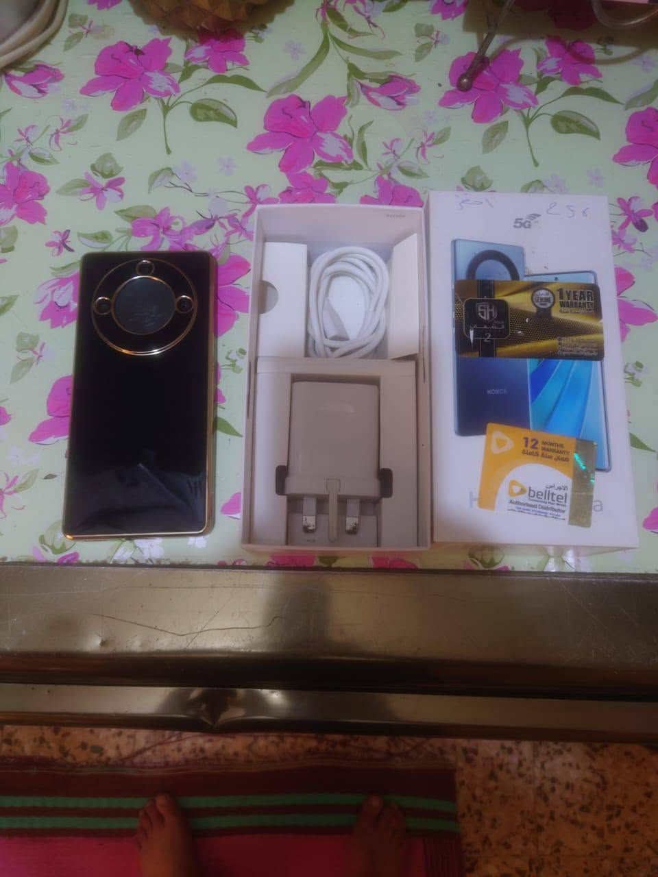 هونر زرx9a جهاز نضيف كامل ملحقاته فقط مبدل شاشه وكاله اصليه سعر ٢٠٠ ***********
