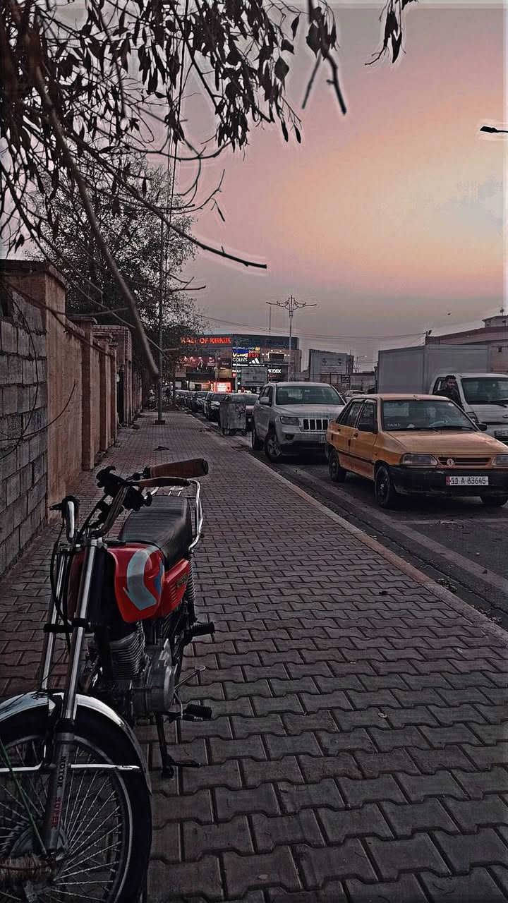 سلام عليكم شباب ذرجه للبيع مكينه نامه برو لا بوخار لا صرف مكينه شرط وا كير *********** سعر 275بي مجال
