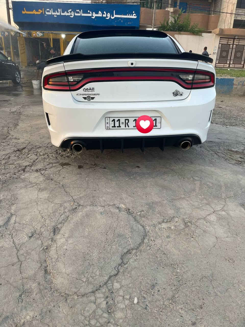 سلام عليكم

 جارجر  sxt محدثه جي تي
موديل 2017
حادثها قطعه وبيها مكانات بارد
 فول مفوله  
الستفسار *********** 
***********
