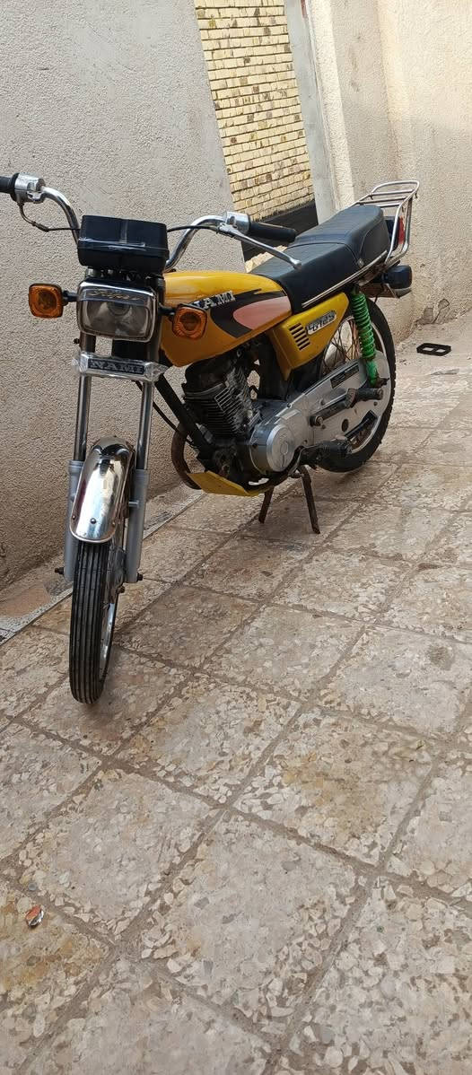 سلام عليكم دراجه نامه ادوات لبيع السعر 325 وبيها مجال بني منصور ***********
