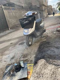 دراجه منغولي مديل ٢٠٠٣ مكينه وكير خير من الله كهربيات كله شغاله لايت ا...