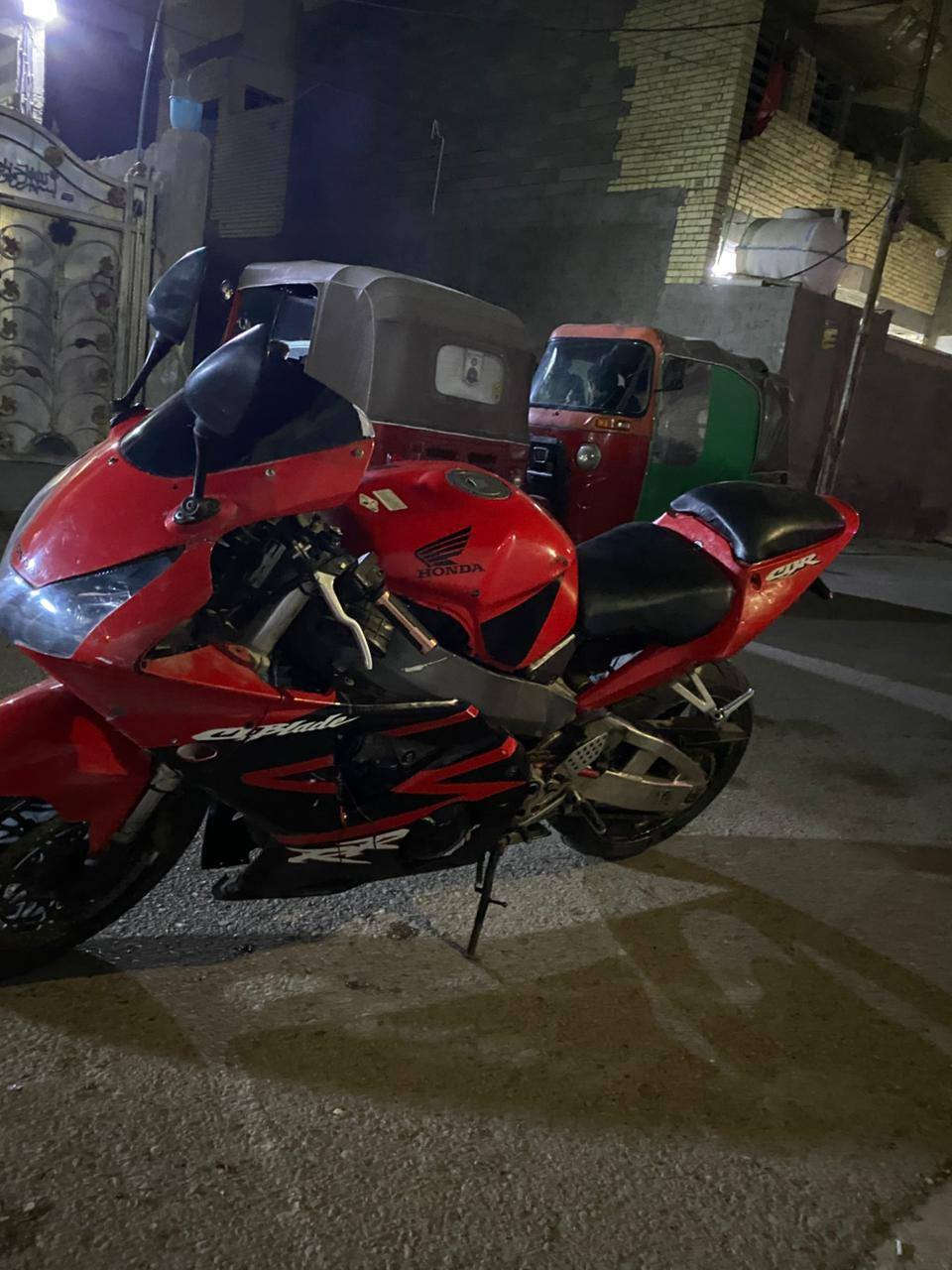 سلام عليكم للبيع  دراجه دفل ٩٥٤ شغاله بس بيه كازكت  اتعبر مي لبره يم الصالنصه مو عل مكينه   س١٥٠٠ وبيه مجال مكان بغداد حي النصر ***********
