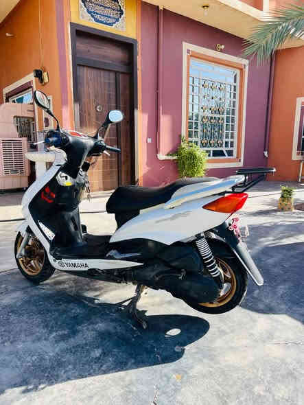 للبيع دراجة سكنس نثيه كابريتر . اوراق كامله 
حساس ستاند 
 لمكان ديالى سد حمرين رقم صاحبها ***********
