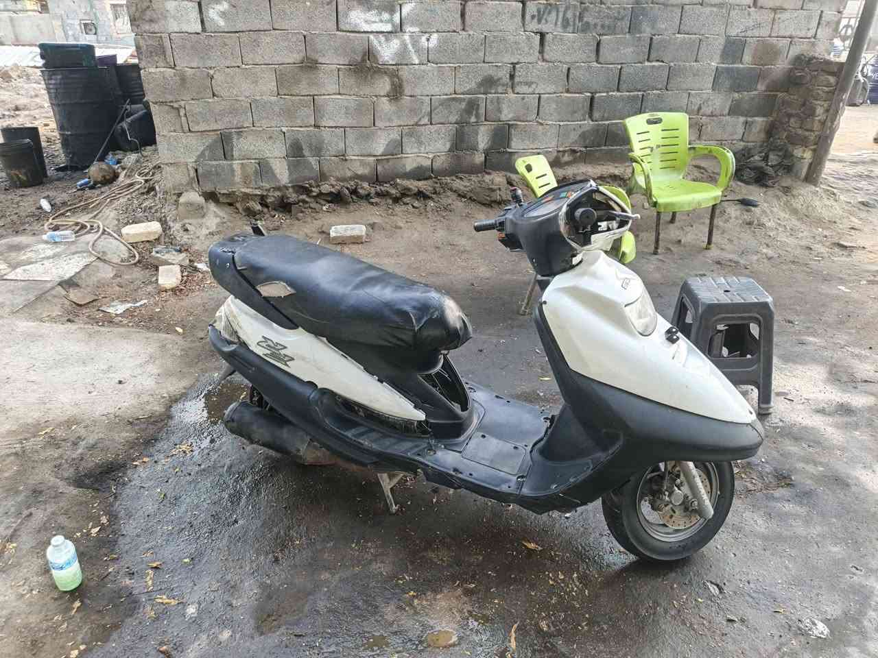 سلام عليكم دراجه فراشه للبيع السعر 200 بيه مجال ***********/
