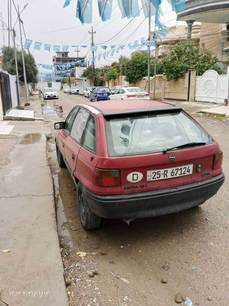 سلام عليكم
اوبل استرا موديل 1992 للبيع
رقم كركوك سنوية لحد 29
كير عادي
محرك حجم 16
تخم تايرات جديد
صدر امامي خلفي جديد 
دواخلها نظيفة 
مكانها كركوك حي الواسطي 
سعرها 40 بي مجال 
رقم *********** كركوك, العراق
