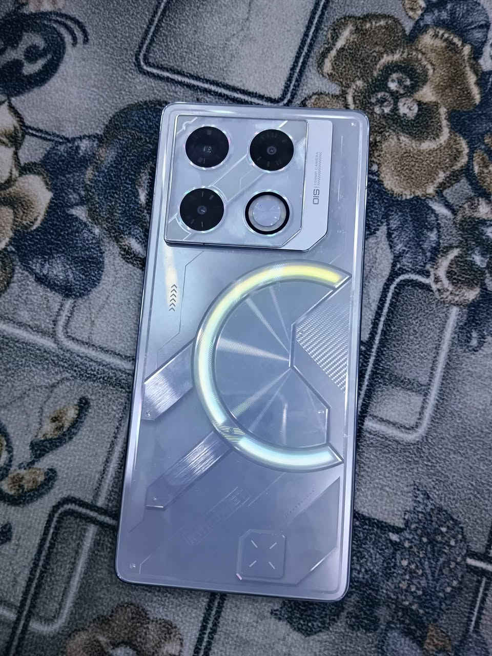 سلام عليكم انفنكس gt20برو 
رام12+12
ذاكرة 256
١٢٠فريم ببجي 
كامرة ١٠٨ ميجا بيكسل
سعر ٢٦٠قفلو
***********
