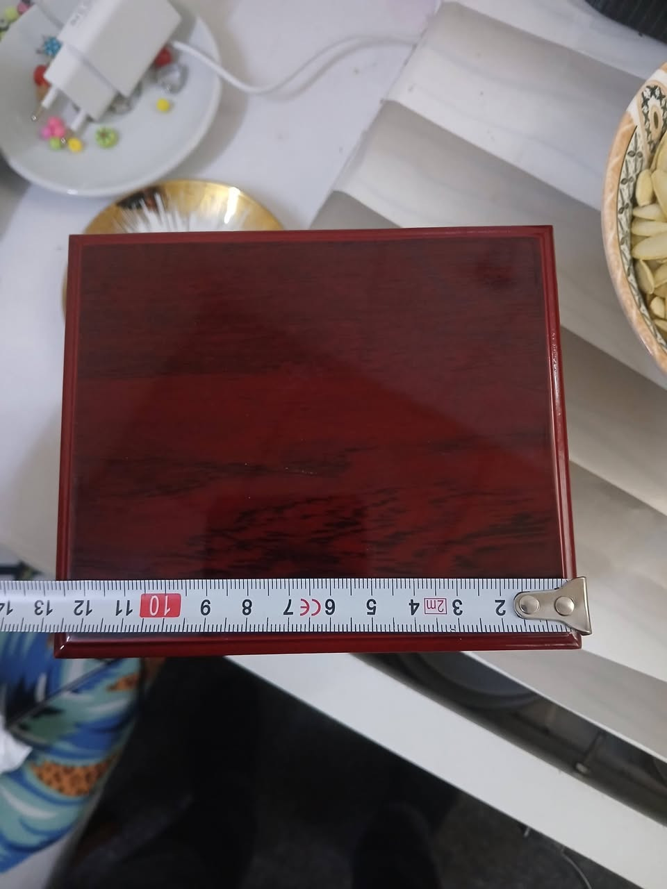 السلام عليكم...صندوق خشبي بهل جمال جديد لوك سعره 
٨ الف يتوفر توصيل


**إذا كنت صاحب هذا الإعلان وتريد حذفه لأي سبب، رجاءا أرسل رسالة إلى الدعم الفني**