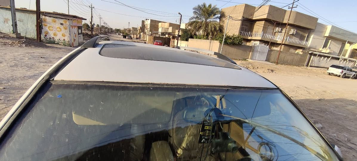 السلام عليكم
تيكو موديل 15 حره  باسمي سنويه  لل27

السياره مكينته  2000  كير ميكانيكي AT 

السياره  مابيه اي ضربه ولا تبديل بس السياره  بيه  خياس  بالبدي  مبين  بالصور وبعد اماكن  ثانيه  يعني بيه  خياسات 

التبريد شغال  فووول  
الكير  سليم مابي اي شي بس اعتقد يراد تبديل  دجه  مال كير لان  مرات  تصير عندي عته  بالتنمير بس اغلب الوقت السياره  تنميرته ناعمه 

المكينه  بيه تنقيص دهن  الله شاهد  ماعرف  شنو سببه لان  ماوديته  ولا فحصته  بس بيه تنقيص دهن  بس المكينه مابيه  ذرة تبخير  ولا شويه 💢

كهربائيات  شغالات كله 
 فتحه  سكف
 تحكمات ستيرن 
 مثبت سرعه 
  تقفيل ذاتي
السياره  باسمي رقمه  بابل  مداور  ثاني يوم  
سعره  55 ورقه وبيه  مجال  بسيط  كلششش 
للتواصل على الخاص 
او على الرقم  ***********
