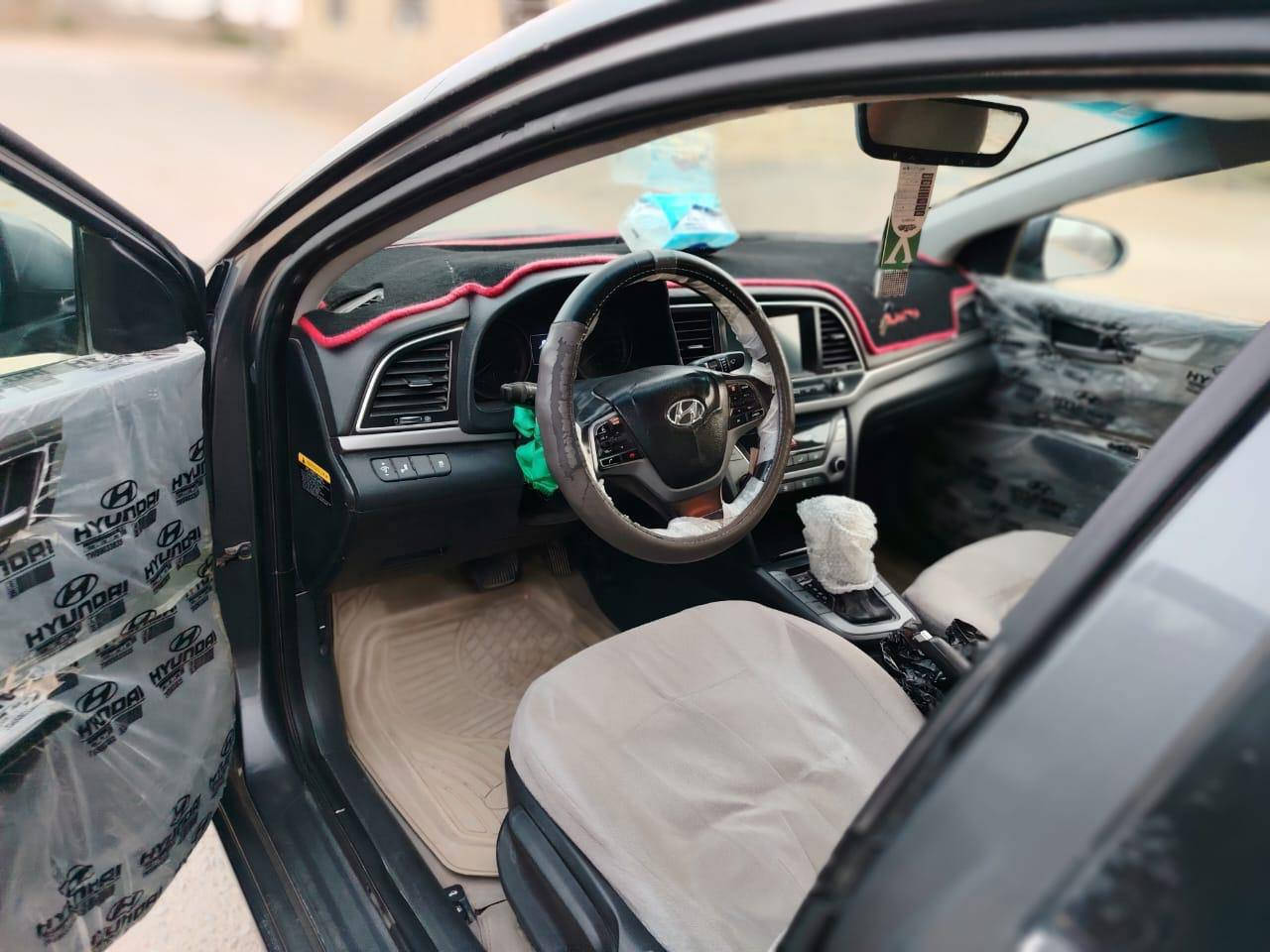 سلام عليكم
ألنترا 2017 وارد أمريكي حادث بنيد وجاملغ (بس ما عابر)
مكفولة( كَير ٫ حدادية ٫ تخم تاير ٫ تبريد) 
السنوية بأسمي رقم السيارة مثنى 
السعر 120 وبيها مجال 
الرقم ***********
العنوان : الديوانية / قضاء الحمزة الشرقي
