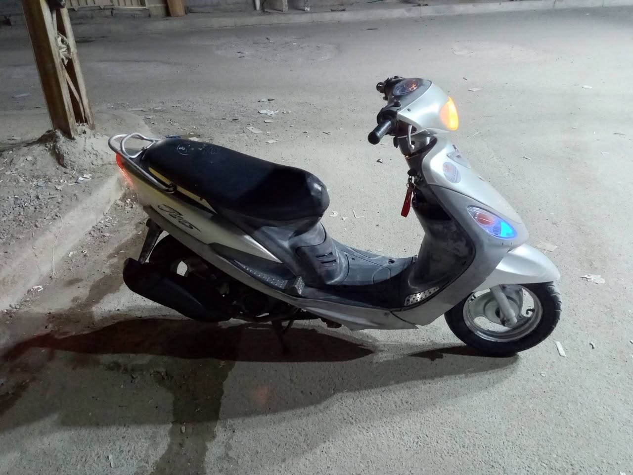 السلام عليكم  مكلف بالنشر مستعجل عل بيع ماكس منغولي رمبه اخت جديده عل فحص جيب فيتر وفحص مكان كراده اتصال فقط وبي واتساب  ‏‪***********‬‏
