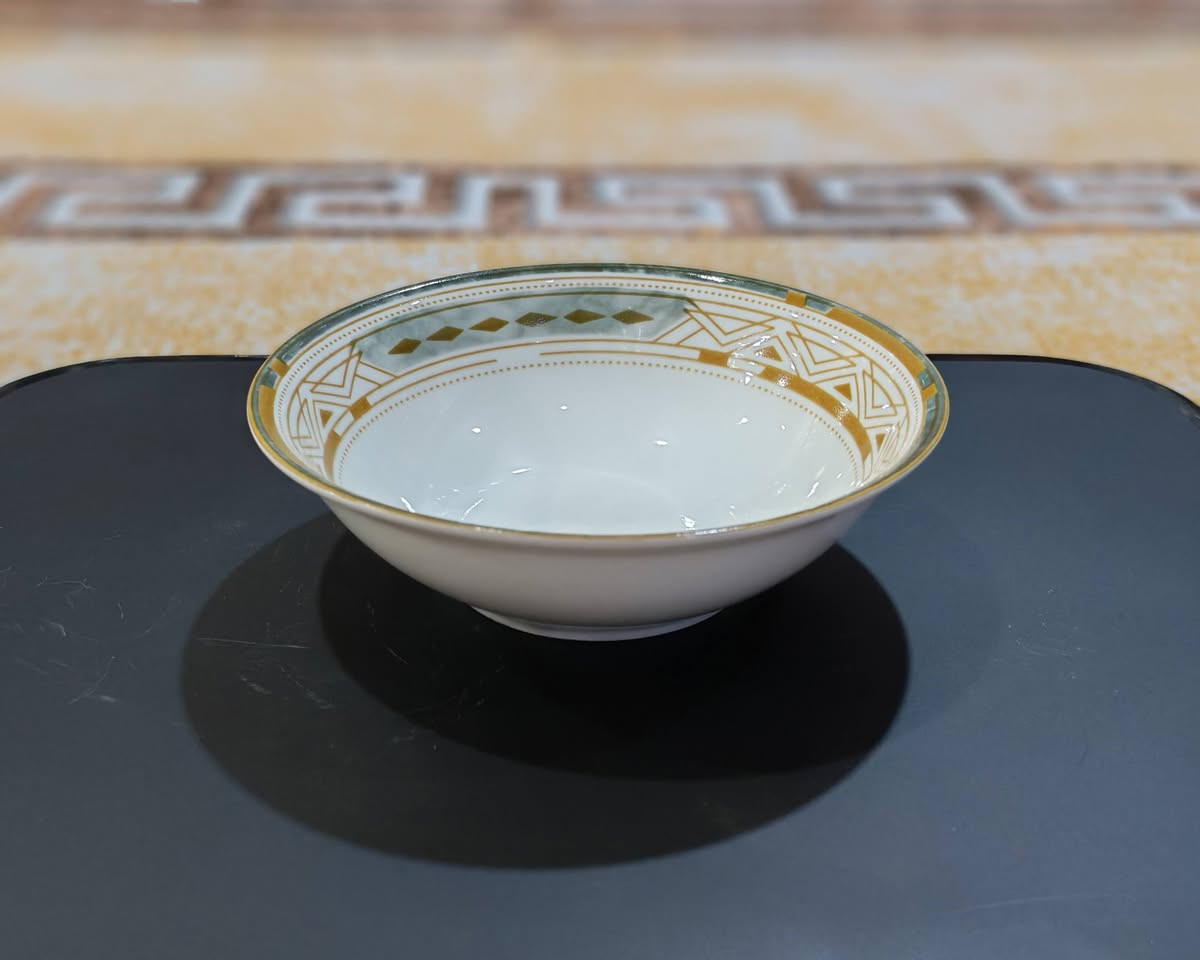 #مجمع_الحاج_صبار_واولاده_التجاري
#لا_نتعامل_بالدين_ولا_بالاقساط
#البيع_نقدا_فقط

إذا تدورين على أناقة وترتيب لسفرة بيتج 🏡
هاي الأطقم الفرفوري تجمّع بين الجمال والجودة 💎
✔️ نقشات ناعمة وألوان جذابة
✔️ متين ويتحمل الاستخدام اليومي
✔️ مناسب للضيوف وللاستخدام اليومي
✔️ سهل التنظيف وما يتغير لونه
خلي سفرتج تبهر ضيوفج بكل مناسبة 🎉

للطلب والاستفسار راسلينا خاص 

العنوان : الأنبار _ قضاء عنه _ مجاور مطعم الحاج صبار

تتوفر خدمة توصيل في كافة محافظات العراق


**إذا كنت صاحب هذا الإعلان وتريد حذفه لأي سبب، رجاءا أرسل رسالة إلى الدعم الفني**