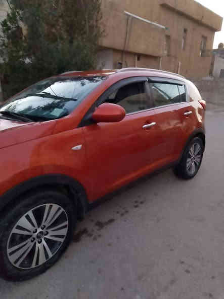السلام عليكم سبورتج خليجي موديل ٢٠١٥ محرك ٢٠٠٠دوش مكفوله من الضربه والصبغ والتبديل جاهزه للاخير رقم بغداد بسمي السعر ١٥٤ مكاني بغداد حي الجامعه للاتصال ***********
