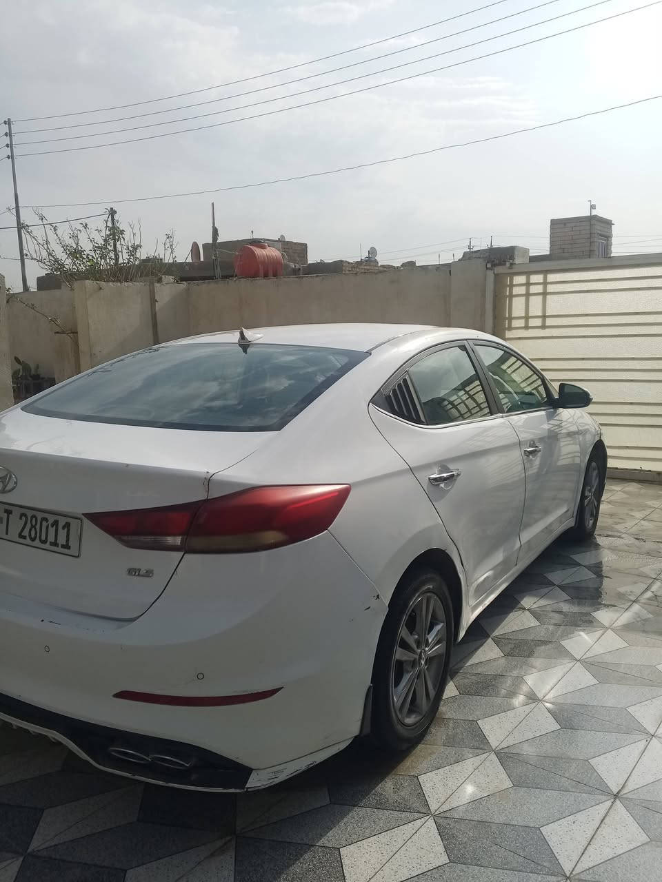 السلام عليكم النتره للبيع موديل 2018
السياره جاهزه  بسمي رقم بغداد 

مكينه 2000 داخله نضيفه السياره حلوه وجديده 

بيه بيبان ثنين امبدلات وارد خليجي 

تبريده جاهز 

مكاني ناصريه مركز وأنه مكلف بل نشر 

هذا رقم راعيه *********** غير متواجد ع الفيس

السعر 125وبيه مجال للشرائ
مستعجل ع المداور اريد مداور
