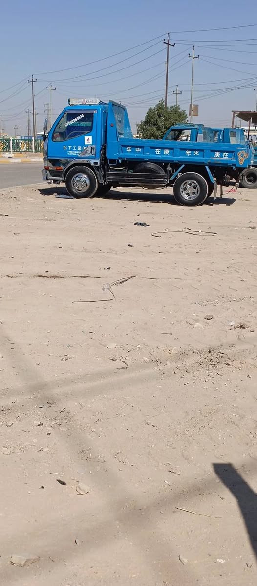 السلام عليكم كنتر بزون للبيع فحل بلادي قلاب رقم واسط مشروع وطني  محرك 33يعني 108 رقم النكليزي سنويه تنتهي 2029 رقم الهاتف 0771621450، ***********
