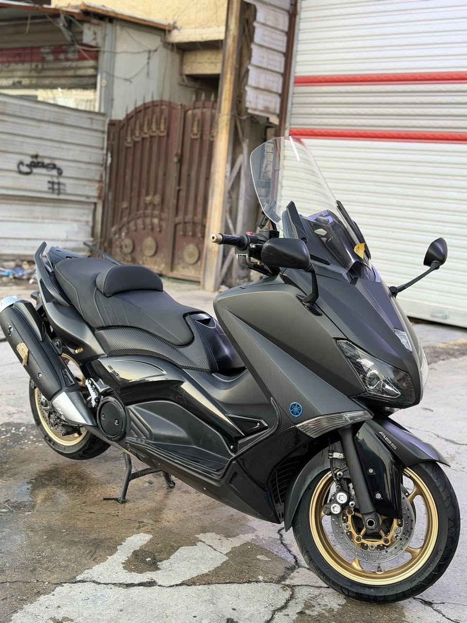 سلام عليكم تي ماكس بلاك ماكس علايم ذهبية مكفوله كفاله عامه ٣ سويجات  مديل 15 ماشيه 19km سعر 58 وبيه مجال للستفسار مكاني البياع تقاطع درويش ***********
