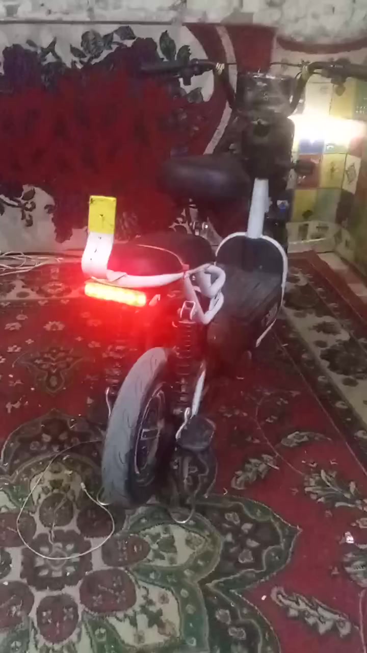 السلام عليكم دراجه شحن حجم 14 بي ثلاث سرع دراجه نظيفه كل نقص ما بيها لايتات شغاله كهربائياته شغاله طائرات جدد دراجه كل نقص ما بيها دراجه حلوه ونظيفه ومرتبه سعرها 135 وبيها مجال للطيبين عنوان بغداد مدينه الصدر


**إذا كنت صاحب هذا الإعلان وتريد حذفه لأي سبب، رجاءا أرسل رسالة إلى الدعم الفني**