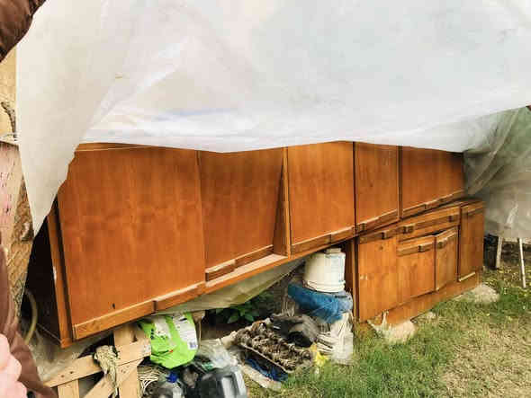 تصفيه اغراض منزل غرفه نوم كامله سخان مبرده سبالت مثل مموضح بصور  ميز تلفزيون براد كلهم شغاله ***********
