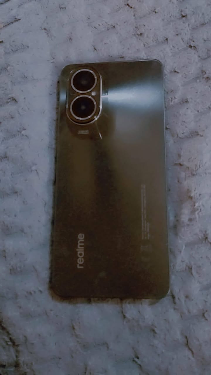 عندي هذا تلفون سعر ٢٠٠ وبي مجال مستخدم نظيف كلش مكاني ابوغريب حميد شعبان realme C67اسم تلفون 0786671878


**إذا كنت صاحب هذا الإعلان وتريد حذفه لأي سبب، رجاءا أرسل رسالة إلى الدعم الفني**