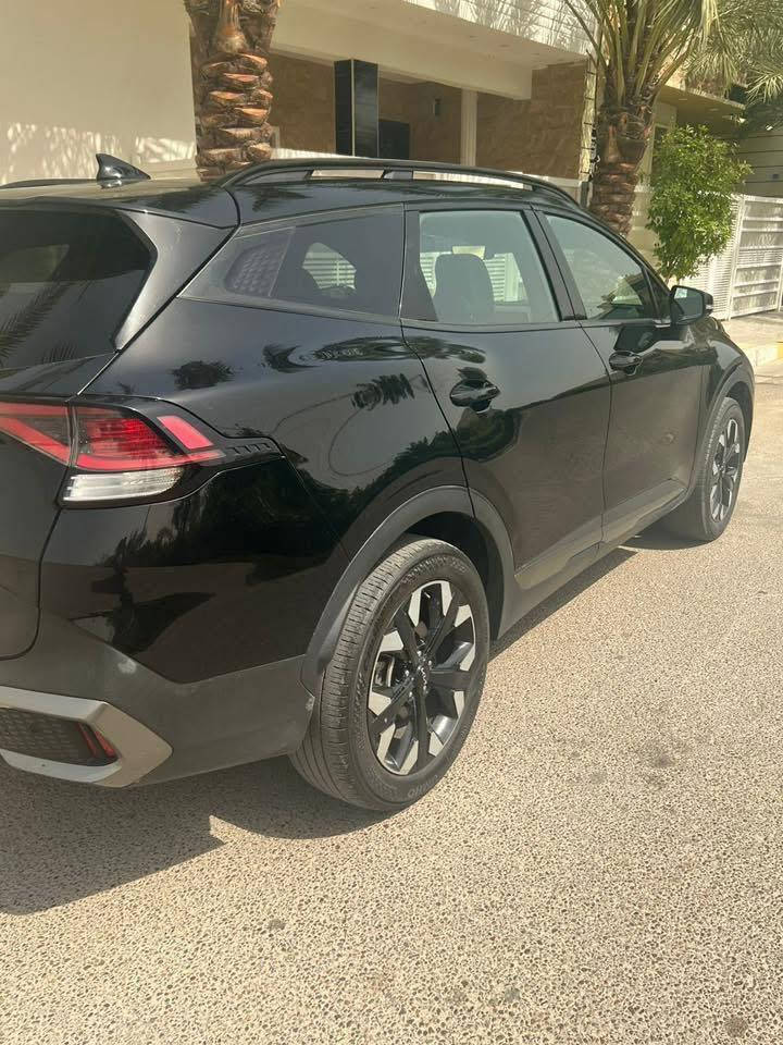 ‎للبيع كيا سبورتج موديل 2023 فول مواصفات اكس لاين وارد امريكي
‎مواصفاتها 
‎  بانوراما
‎  رادارات جانبية 
‎  رادار امامي +  خلفي 
‎  بصمة : تشغيل - ابواب - صندوك
‎  صندوك كهرباء ذكي 
‎  شاشة كبيرة  تدعم كاربلاي واندرويد اوتو وفول تحكمات لمس
‎  كيجات الكترونية متغيرة حسب الوضعيات
‎   انظمة القيادة : سبورت - سمارت - نورمال  
‎كشنات جلد   + كشنات تدفه وكشن السائق كهرباء   
‎  اضواء ترحيب عند الاقتراب مع ترحيب داخلي عند الاقتراب
‎  شحن وايرليس
‎  منافذ تايب سي عدد 3 مع 2 في الكشنات ومنفذ يو اس بي ومنفذ جداحة
‎  هاند بريك بصمة
‎  اوتو هولد
‎  نظام سياقه ذاتيه وتوقف ذاتي
‎  كامرا دوارة 
‎  تحديد مسار ذكي
‎   نقطة عمياء
‎   كروز سرعة
‎شاشه تبريد لم سستم صوت
‎  اناره داخليه LED لمس
‎   ويل كب حجم 18 وحساس اطارات
‎   اشاير بالمري
‎   تشغيل عن بعد
‎   شاشة لمس متغيرة لتحكم الميديا او لتبريد
‎    فول تحكمات ستيرن 
‎حساسات خلفية 
‎   لد نهاري 
‎   لايتات زنون عالي ناصي 
‎  مانع انزلاق
‎رقم بغداد الجديد تحويل مباشر بأسم المشتري
‎حادث السيارة :   خلفي  قبق الجنطه تبديل وصبغ چاملغ خلفي + بابين اليسار كلير امريكي بدون ايرباك بجم كبس    
‎مكانها بغداد حي الحسين قرب المطار 
‎السعر : ورقه بيع فقط 180
‎رقم الموبايل :***********
