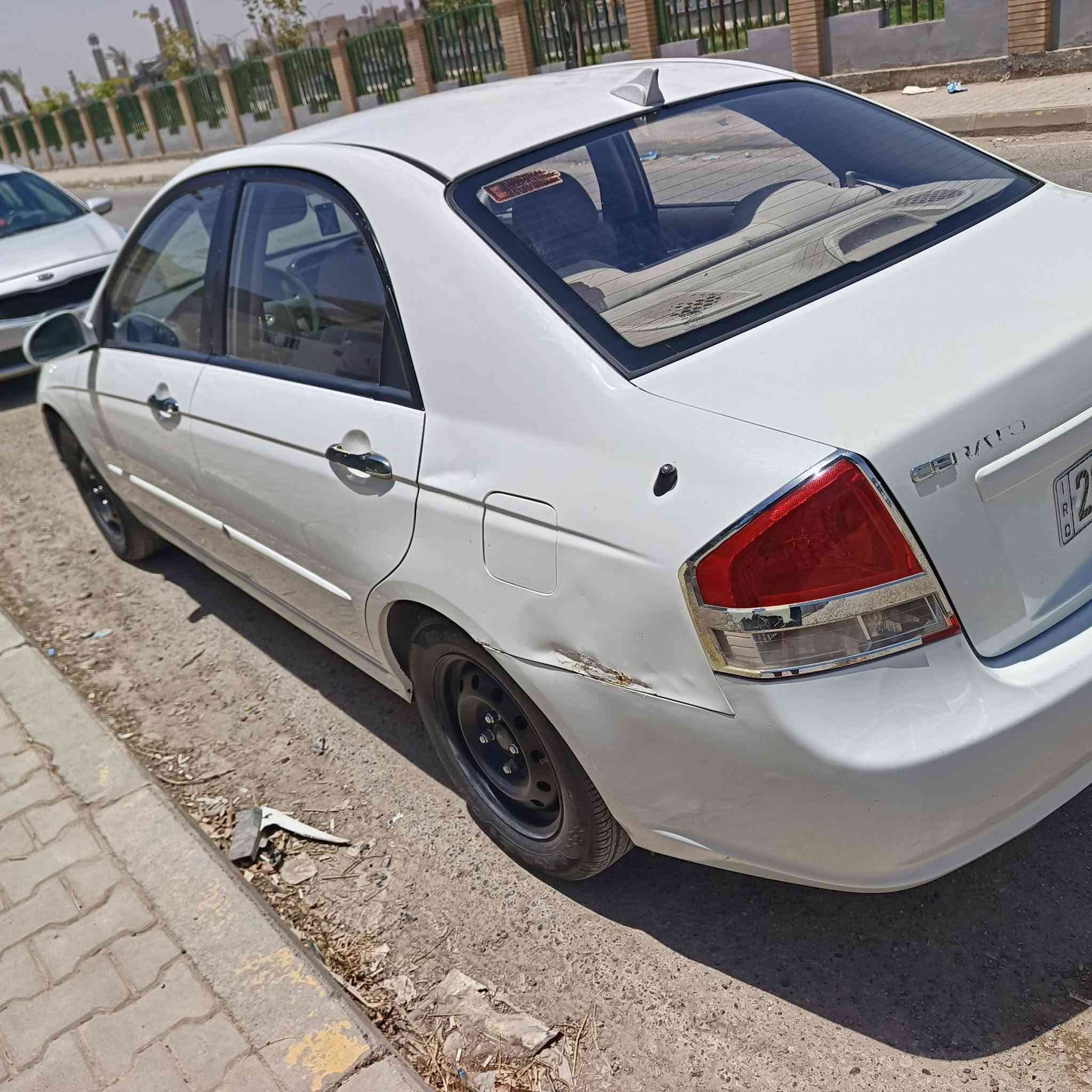 سيراتو 2009 رقم ديالى جاهزة من كلشي مكفولة عدا قطعة صبغ تبريد محرك كير شركة مناقصهة شي سعر 80 بيهة مجال بصيط مستعجل على بيعتهة *********** للعلم السيارة حيل جديدة
