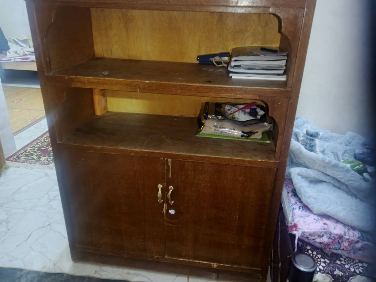 غراض للبيع 
كنتور 2 بيبان ب250 وبي مجال 
كنتور خمس ابواب 400 وبي مجال 
معرض 50 
بوفيه 100 وبي مجال 
جربايه 50 وبي مجال


**إذا كنت صاحب هذا الإعلان وتريد حذفه لأي سبب، رجاءا أرسل رسالة إلى الدعم الفني**