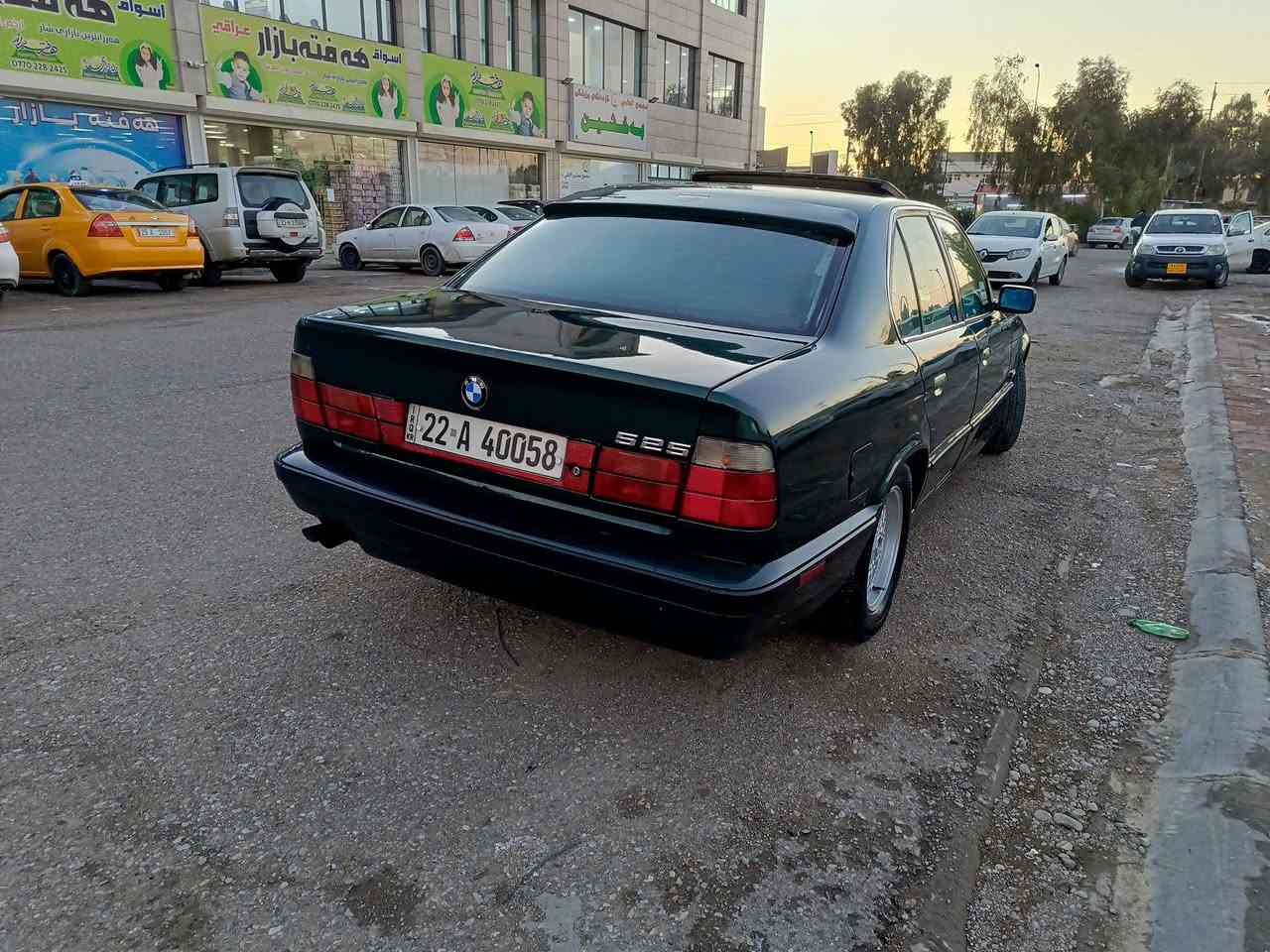 بي ام 525 مسكر...***********...اوتوماتيك تبريد موديل 1992 محدث 95 رقم اربيل دولي بسمي حد 2030 سعرها 74 وبي مجال.. مكانها كركوك
