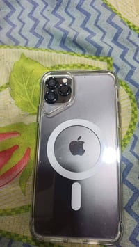 آيفون ١١ برو ماكس • فيس ايدي معطل • بطارية ٨٤