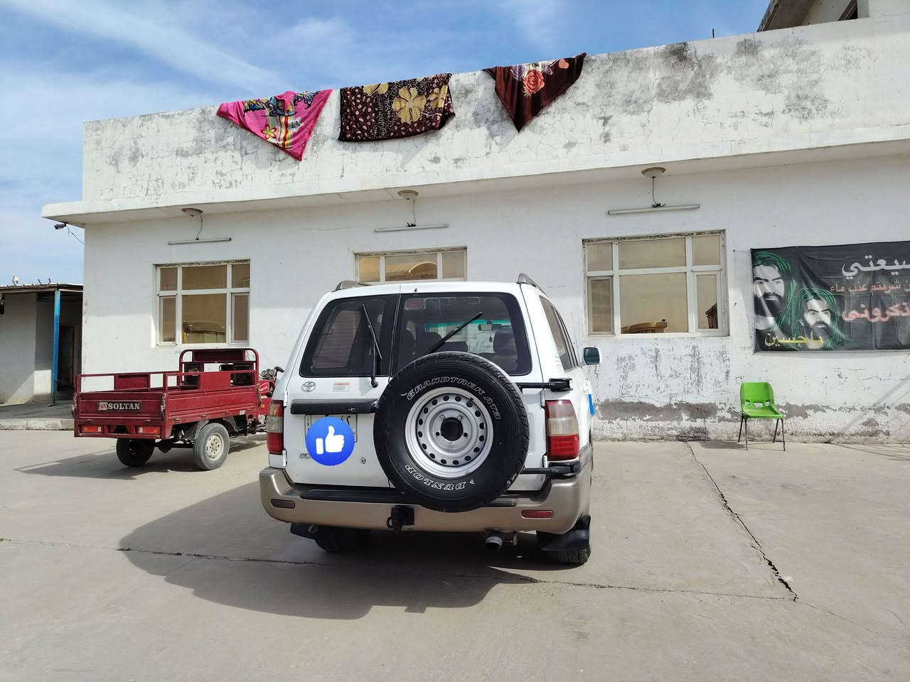 سلام عليكم لا ندكروز لبوه كاز ٢٠٠٣ قطري دبل تانك دبل سبير تدفئه تبريد شغال حداديه وره وكدام مال مؤسسه جام كهرباء مري كهرباء ست بيبان قفال سنتر لوك داخل عسلي تخم تاير دلوب السياره مكفوله عده الجاملغ الامامي بيه بارد قليل صفحة السايق والبنيد مرشوش السياره  من الصور مال  مطالعه بر رقم كركوك قرار ٤٨ السياره اصوليه حاسبه غرامات سرقه كلهن اتعهد بيهن راعيه ابو السنويه ***********جاري مكان العماره
