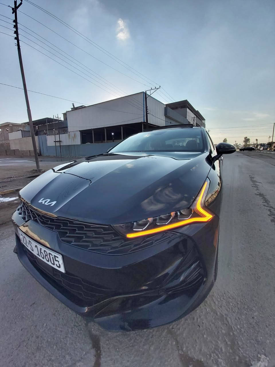 #للبيع
السعر182وبيه مجال الجيه

***********📲

***********📲

السلام عليكم /كي فايف 2023

السياره ماشيه 22 اصل 

ضرر جانبي صفحه السايق بدون دواخل بجم كبس/

محرك 16 تيربو/

جيتي لاين فول مواصفات/

داخل احمر بلادي اصل/

مواصفات رادار  امامي وخلفي وجانبي/

.سياقه ذاتيه تشغيل عن بعد بصمه فول
